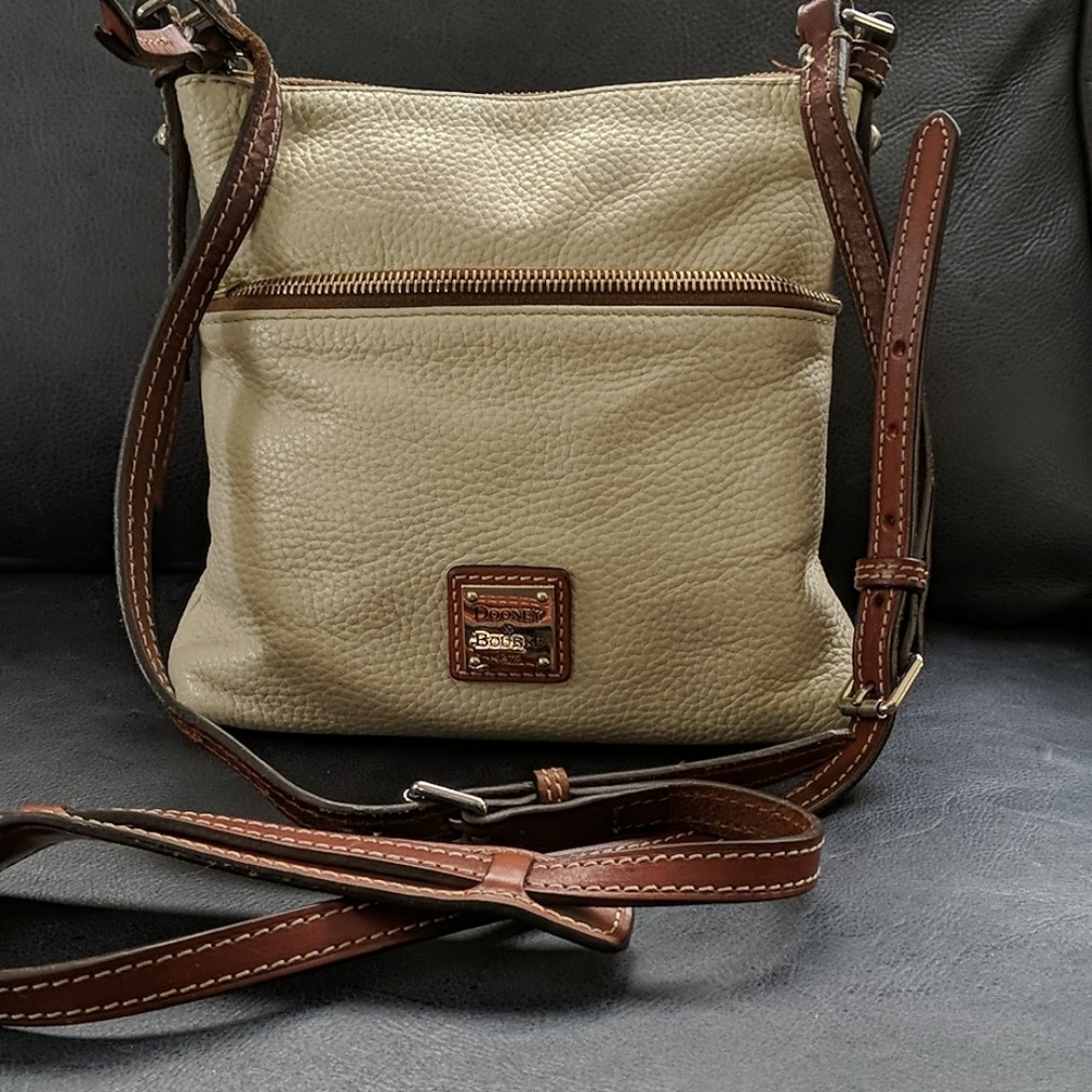 DOONEY & BOURKE LEATHER PEBBLE SACHEL